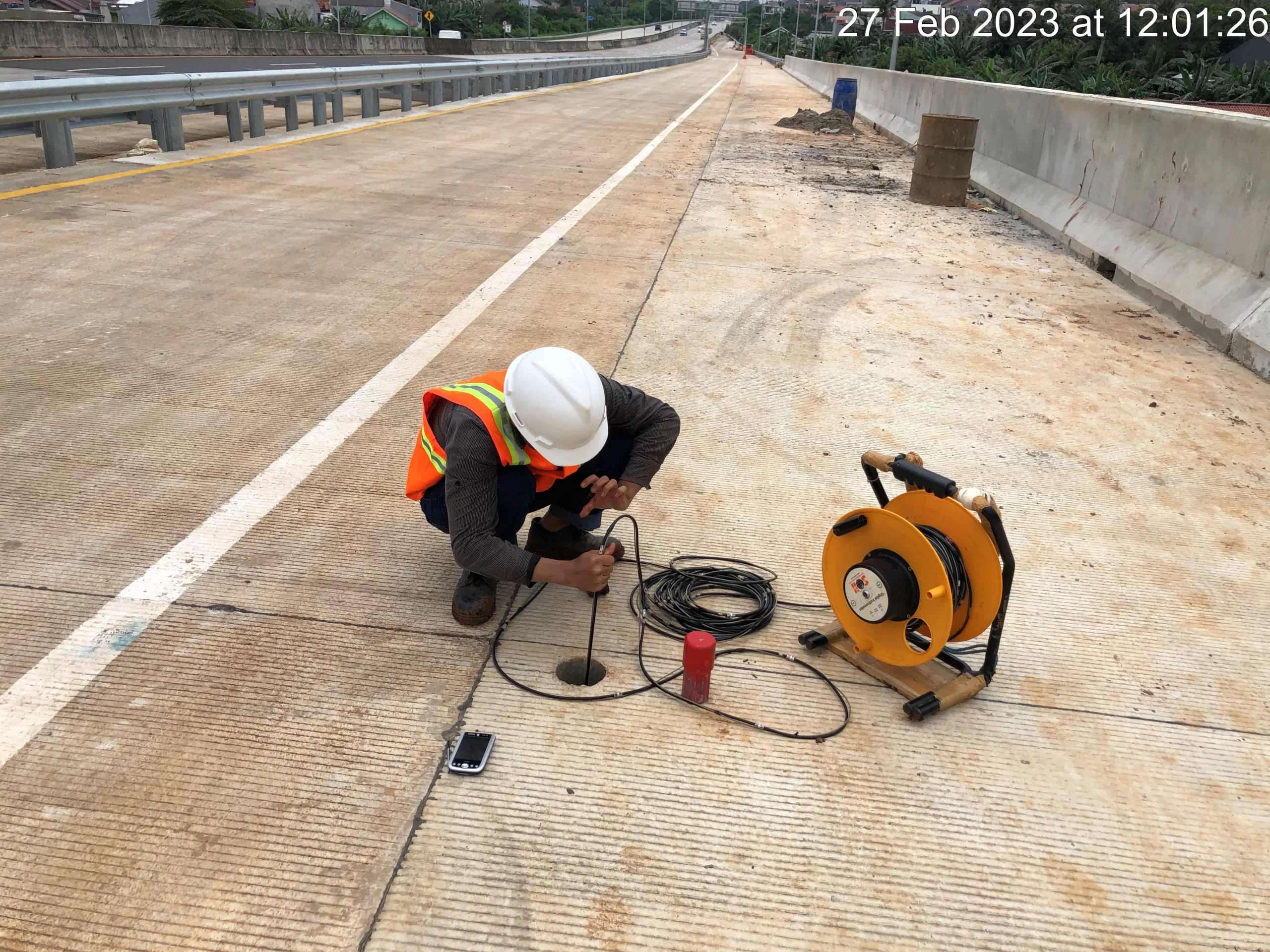Instalasi Monitoring Inclinometer di Proyek Tol Depok Antasari 7 - ITG Indonesia